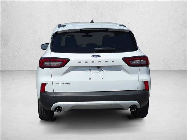 Used 2024 Ford Escape Active w/ Tech Pack #2 FWD image 7
