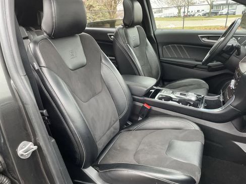 Used 2019 Ford Edge ST w/ Cold Weather Package image 14