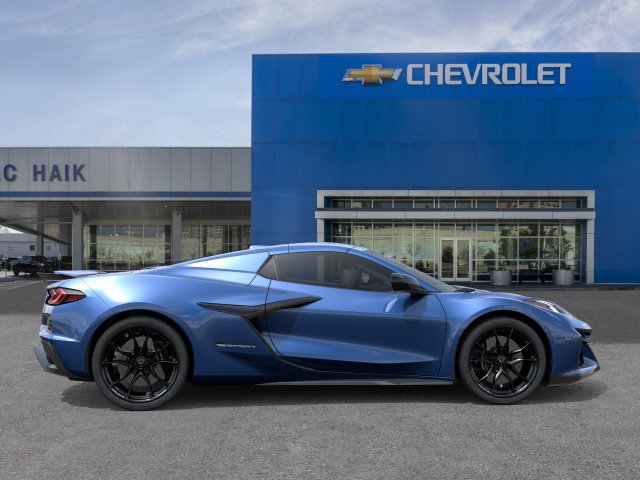 New 2027 Chevrolet Corvette Grand Sport w/ Z52 Sport Performance Package RWD image 5