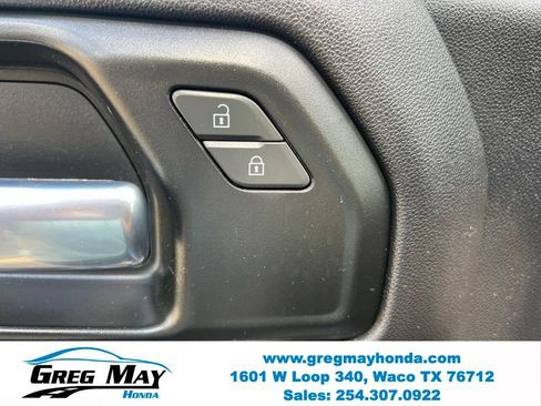 Used 2020 Chevrolet Silverado 1500 Custom w/ Custom Value Package RWD image 24