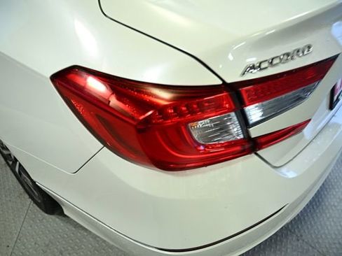 Used 2020 Honda Accord EX-L image 12