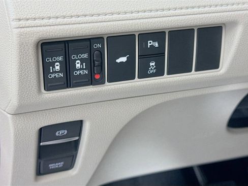 New 2026 Honda Odyssey Elite image 11