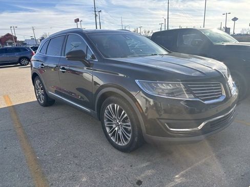 Used 2016 Lincoln MKX Reserve w/ Luxury Package image 2