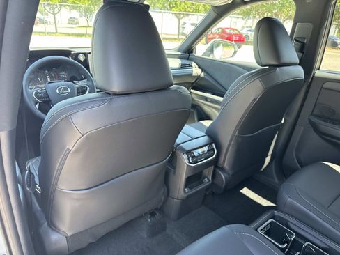 New 2026 Lexus TX 350 AWD image 13