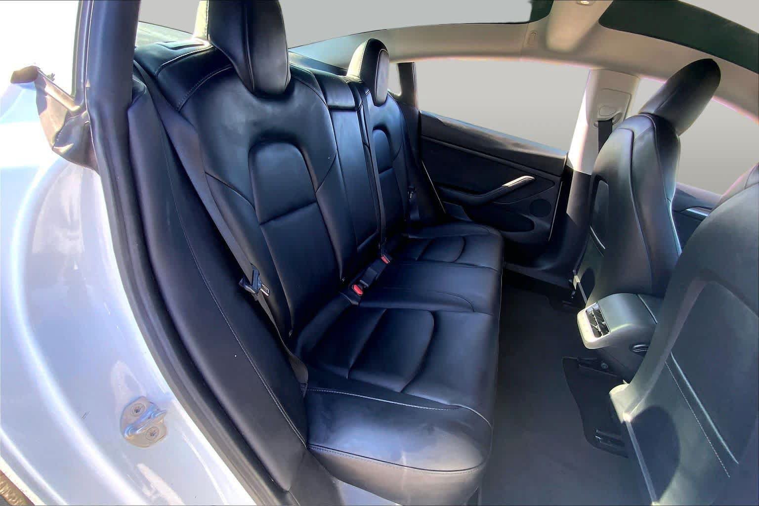 Used 2021 Tesla Model 3 Long Range AWD/4WD image 18