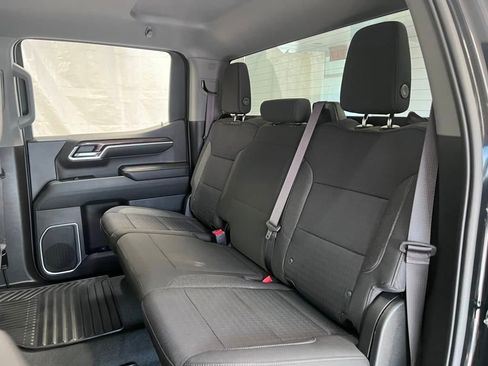 Used 2022 Chevrolet Silverado 1500 LT image 42