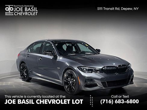Used 2022 BMW 330e xDrive w/ M Sport Package image 1