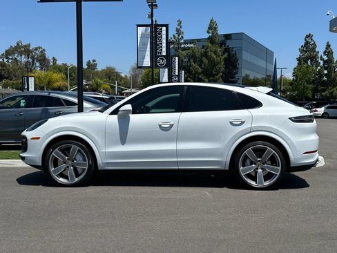 Used 2020 Porsche Cayenne Turbo AWD/4WD image 6