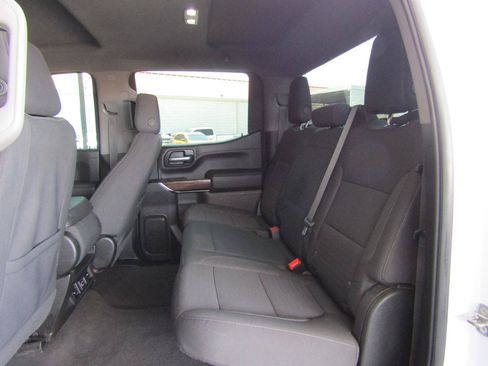 Used 2020 GMC Sierra 1500 SLE w/ SLE Value Package RWD image 9