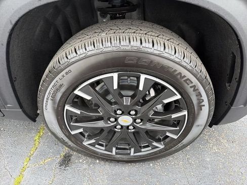 New 2026 Chevrolet Traverse LT w/ Sun and Wheel Package AWD/4WD image 14