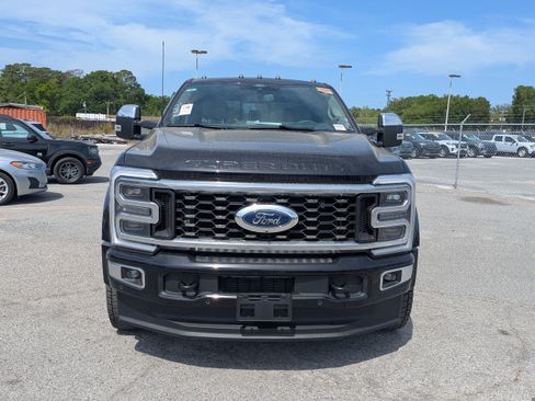 Used 2026 Ford F450 Platinum w/ Platinum Plus Package AWD/4WD image 9