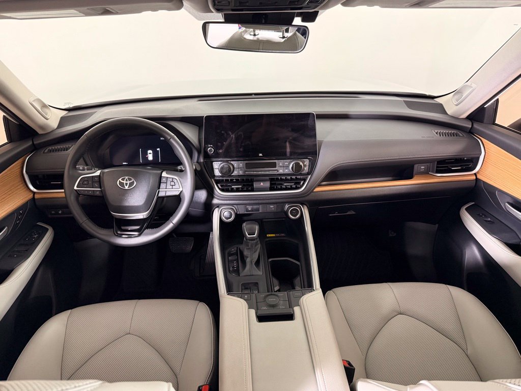Certified 2026 Toyota Grand Highlander AWD image 6