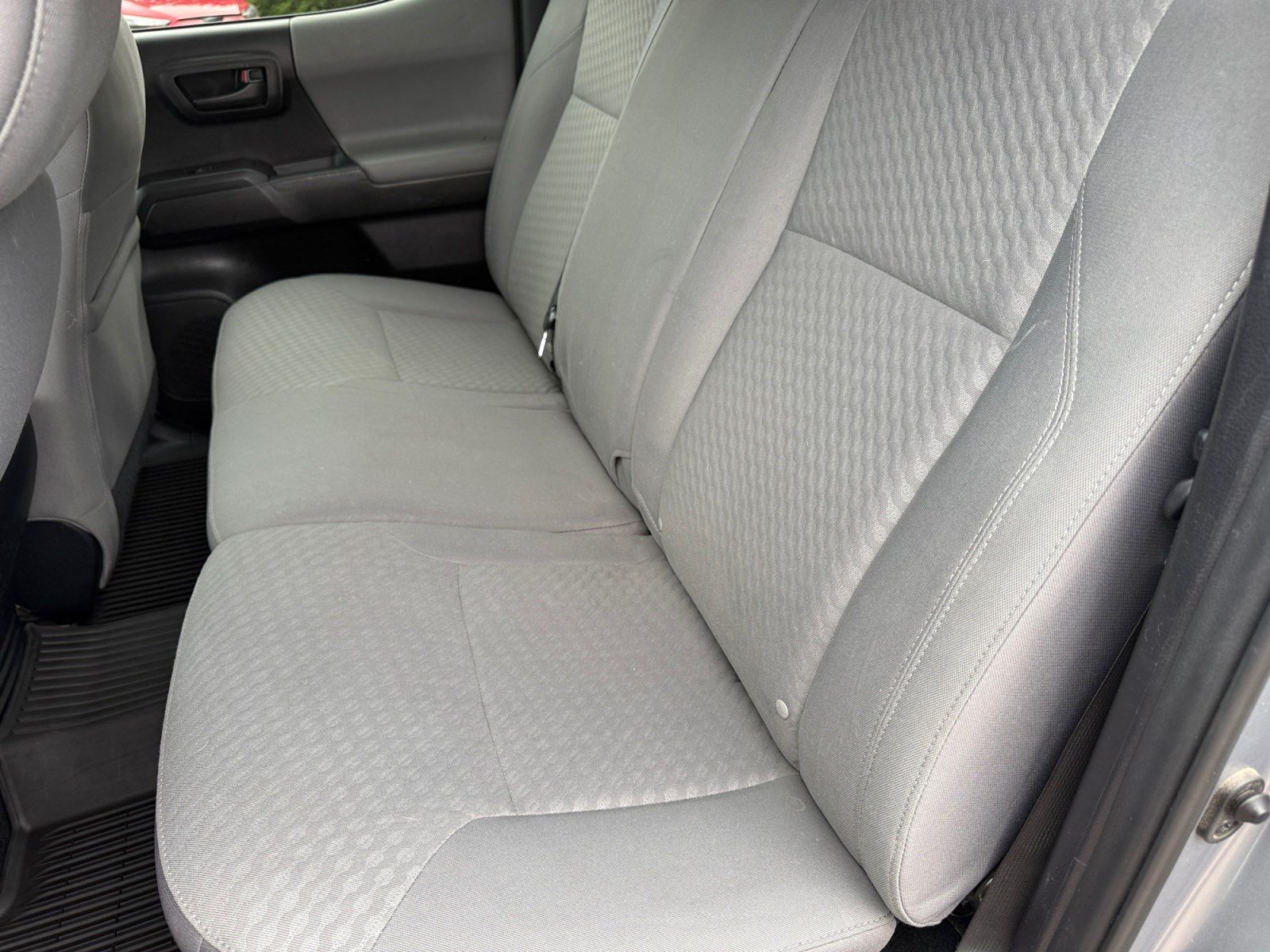 Used 2021 Toyota Tacoma SR AWD/4WD image 17