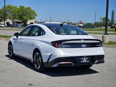 Used 2025 Hyundai Sonata SEL FWD image 3