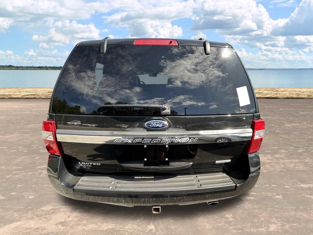 Used 2015 Ford Expedition Limited w/ Equipment Group 301A RWD image 8