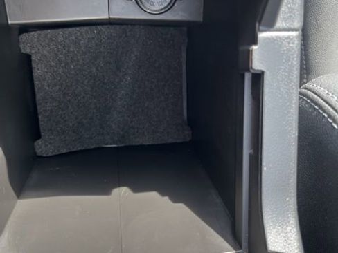 Used 2021 Subaru Forester Premium image 21