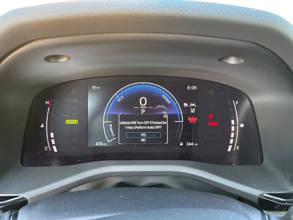 Used 2025 Toyota Camry LE FWD image 26