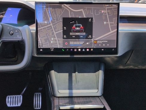 Used 2023 Tesla Model X AWD/4WD image 30