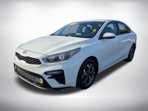Used 2019 Kia Forte LXS FWD image 8