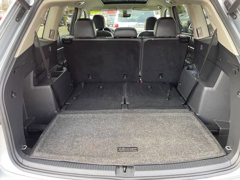 Used 2021 Volkswagen Atlas SEL Premium image 13