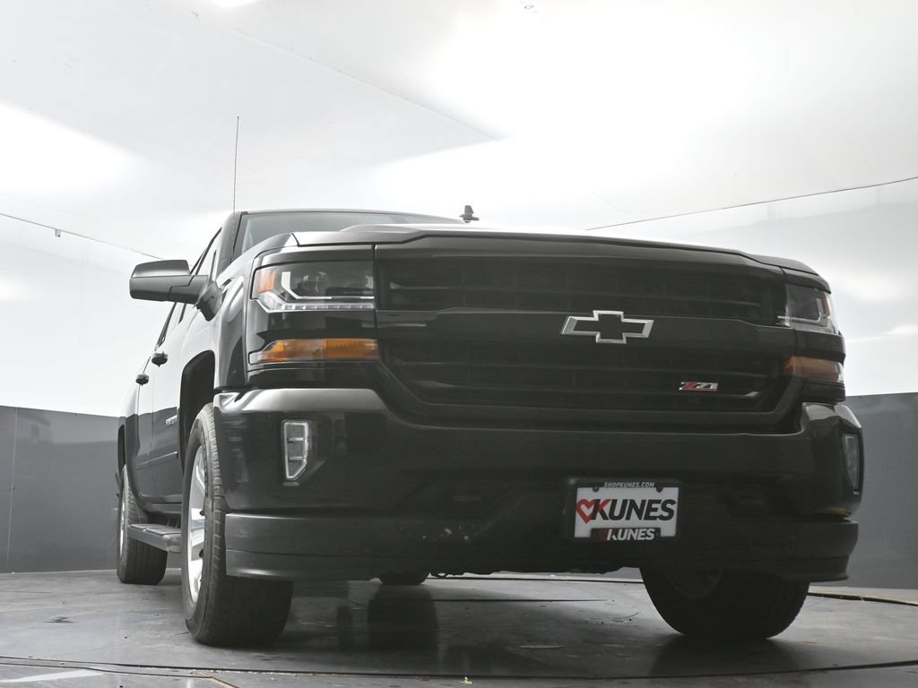 Used 2018 Chevrolet Silverado 1500 LT w/ All Star Edition AWD/4WD image 50