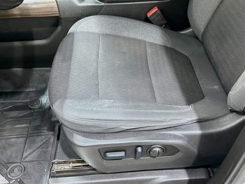 Used 2022 Chevrolet Silverado 3500 LT w/ Convenience Package image 20