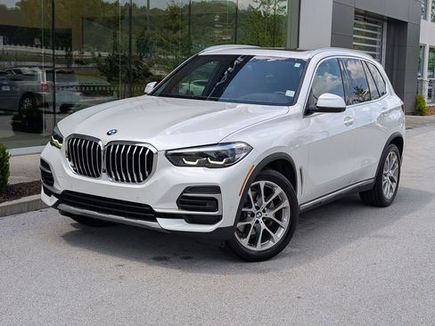 Used 2023 BMW X5 xDrive40i w/ Premium Package AWD/4WD image 1
