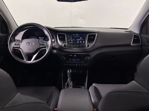 Used 2016 Hyundai Tucson Limited w/ Option Group 03 FWD image 14