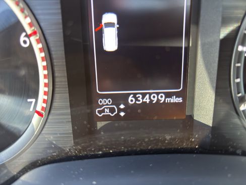 Used 2021 Lexus GX 460 Luxury w/ Accessory Package image 15