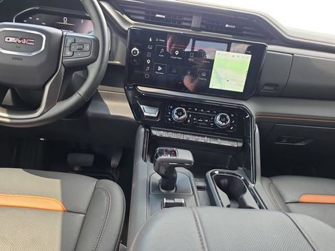 Used 2026 GMC Sierra 1500 AT4 w/ Technology Package AWD/4WD image 13