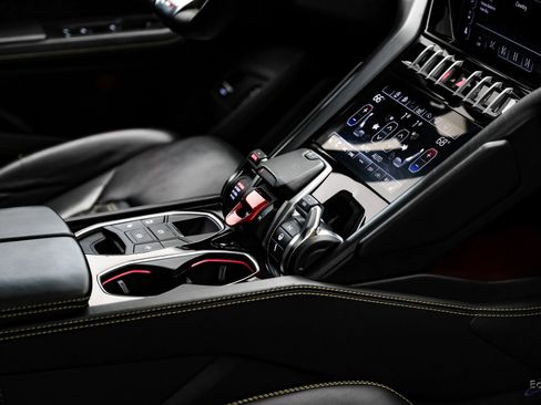 Used 2021 Lamborghini Urus image 64