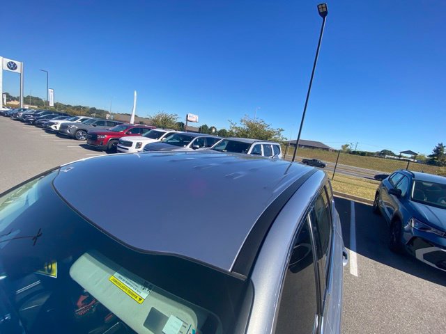 Used 2020 Kia Telluride LX AWD/4WD image 3
