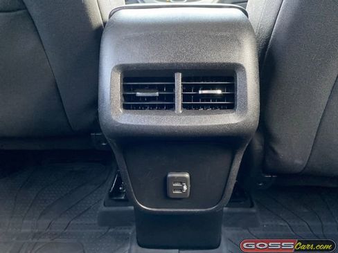 Used 2019 Chevrolet Equinox LS w/ LS Convenience Package image 21