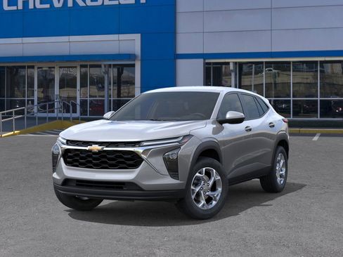 New 2026 Chevrolet Trax LS image 6