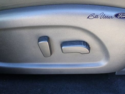 Used 2019 INFINITI QX60 Luxe w/ Essential Package image 12