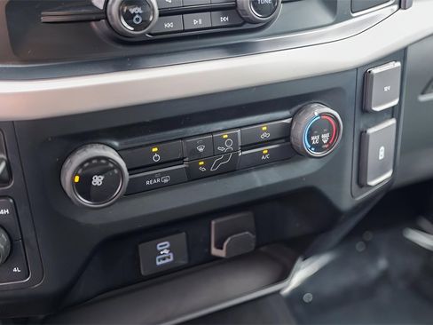 Used 2023 Ford F150 XLT image 22