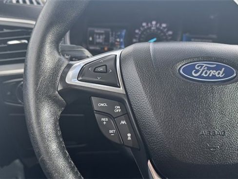 Used 2022 Ford Edge SEL image 22