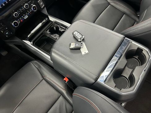 Used 2024 Ford F250 Lariat w/ Lariat Ultimate Package image 28