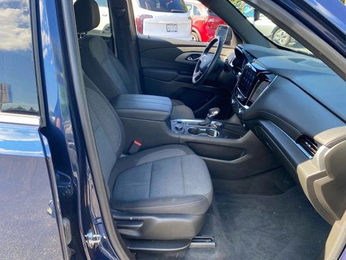 Used 2022 Chevrolet Traverse LT image 26