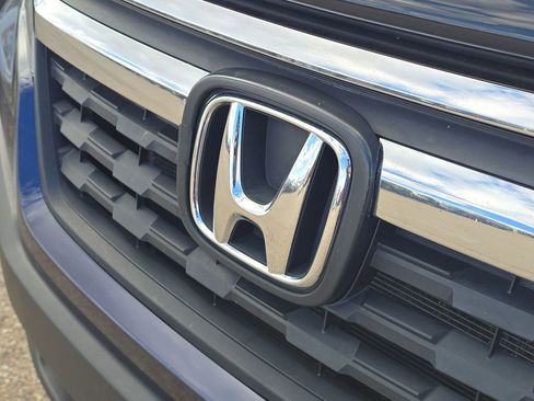 Used 2017 Honda Ridgeline RTL-T image 31