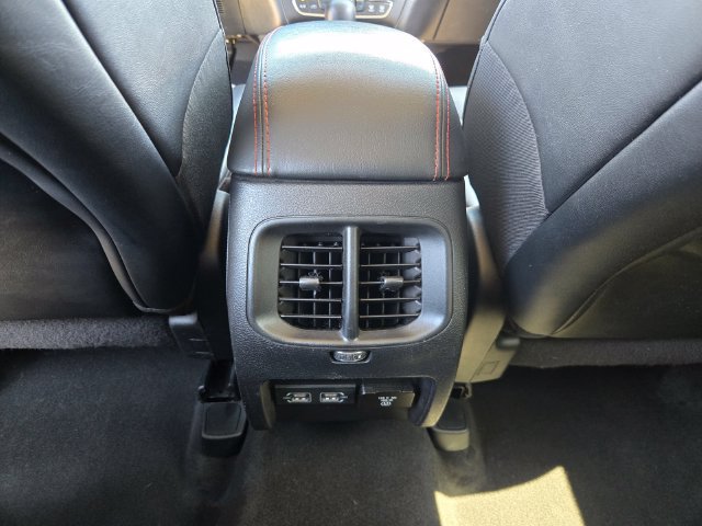 Used 2022 Jeep Cherokee Trailhawk w/ Premium Leather Package AWD/4WD image 13
