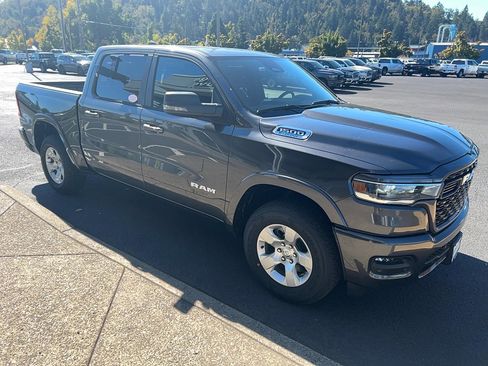 New 2025 RAM 1500 Big Horn image 4