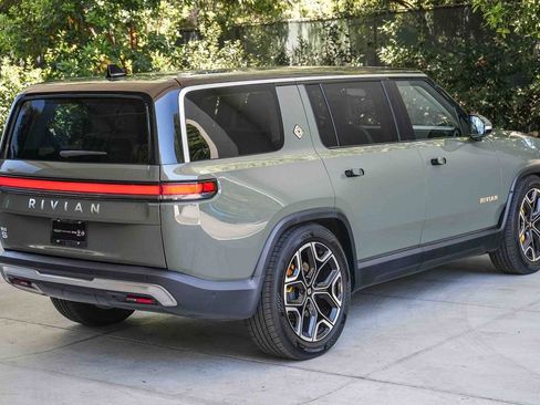 Used 2024 Rivian R1S Launch Edition AWD/4WD image 6