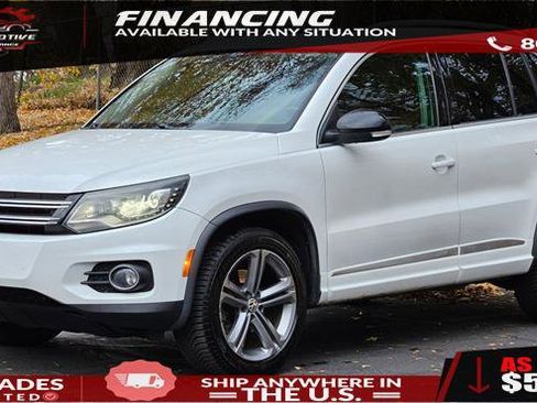 Used 2017 Volkswagen Tiguan Sport image 1