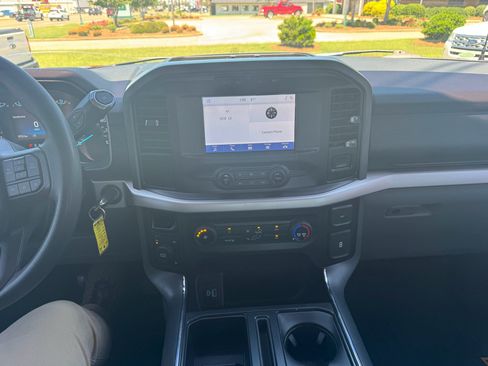 Used 2021 Ford F150 XLT AWD/4WD image 22