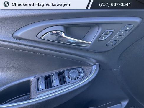 Used 2024 Chevrolet Malibu LT image 13