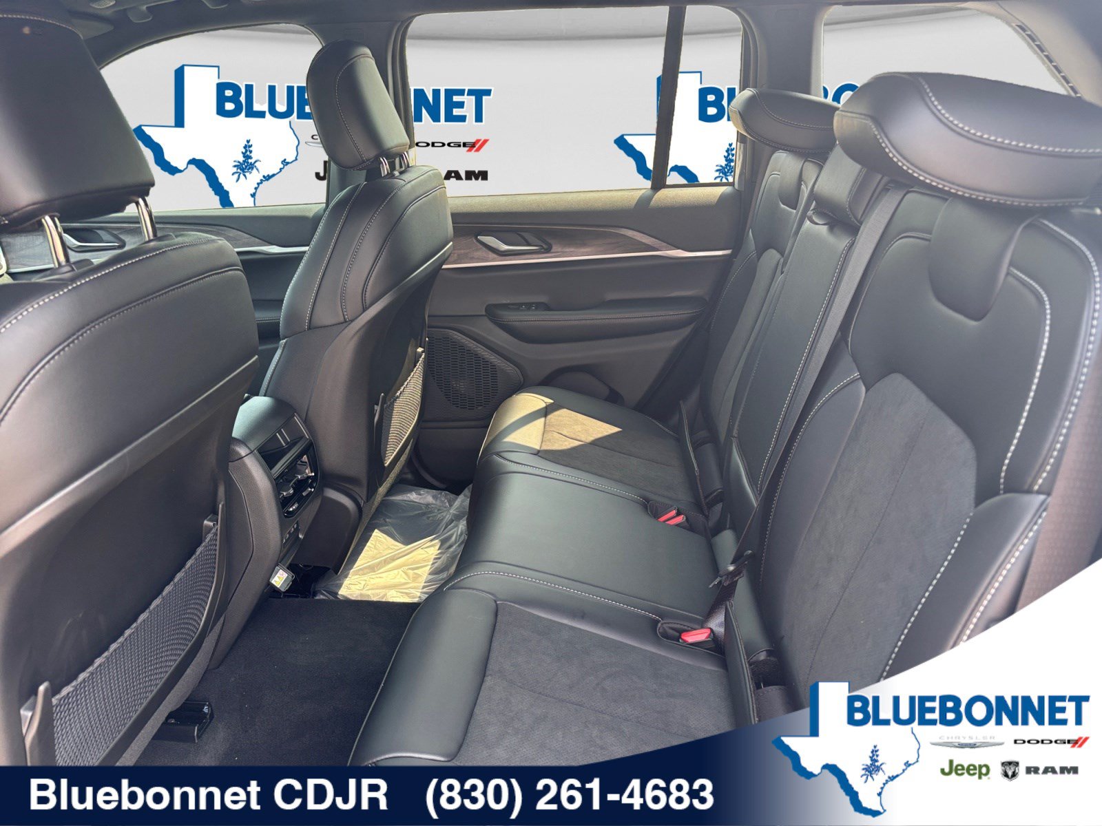 New 2026 Jeep Grand Cherokee Altitude RWD image 21