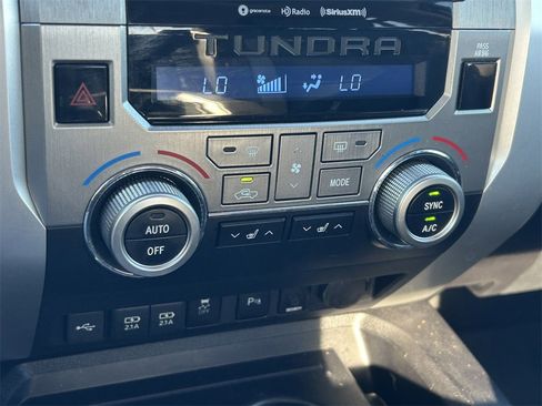 Used 2021 Toyota Tundra Limited image 29