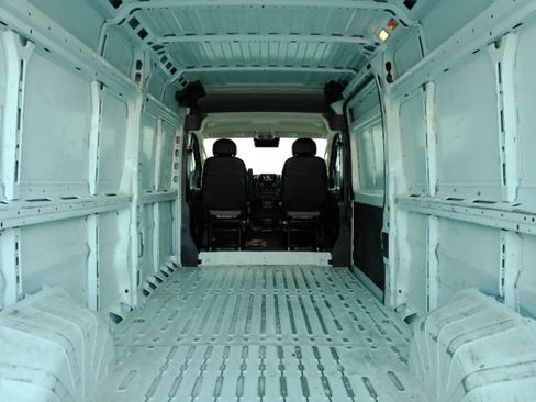 Used 2023 RAM ProMaster 2500 image 8