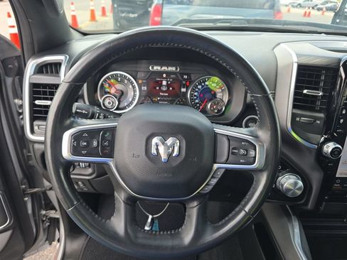 Used 2023 RAM 1500 Laramie AWD/4WD image 11